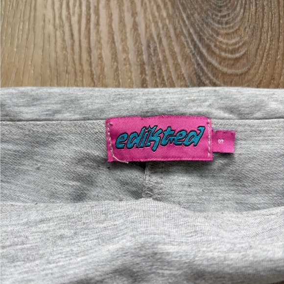 Women’s wideleg pants - Picture 2 of 4